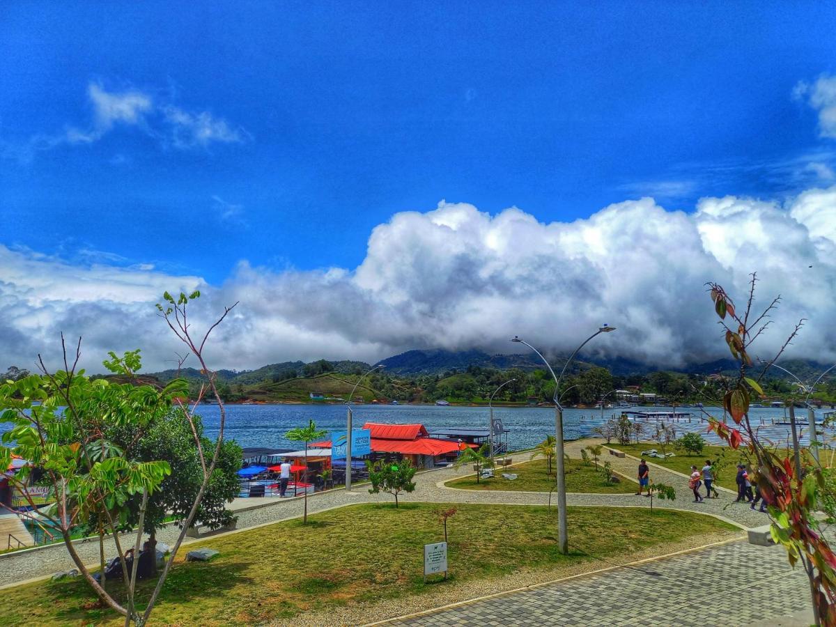 Parque Con Vista Al Embalse Wifi Y Tv Appartement Guatapé